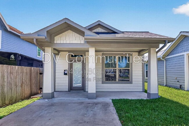 Photo - 1204 3rd St