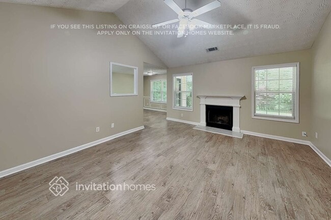 Photo - 898 Kendall Park Dr