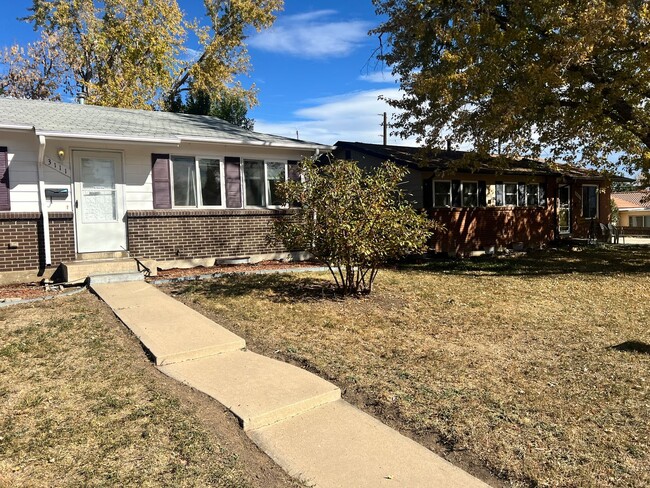 Building Photo - Wonderfully conditioned and conveniently located updated ranch in Westminster! Showings begin 8/7...