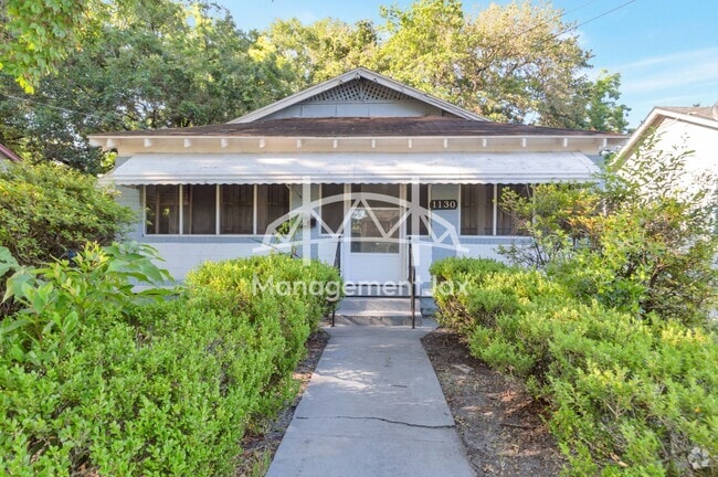 Building Photo - 1130 W 12th St Rental