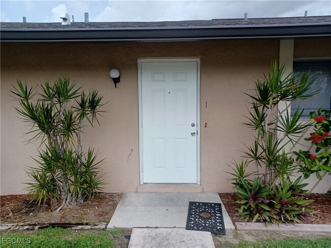 Building Photo - 913 Gleason Pkwy Unit 1