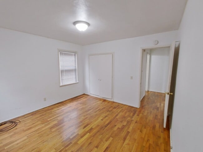 Photo - 1403 Cross St Unit 1403 1/2