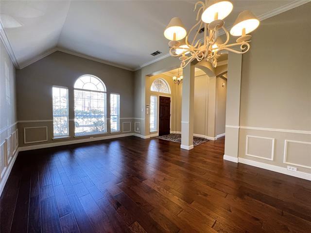 Photo - 10401 Forrest Dr