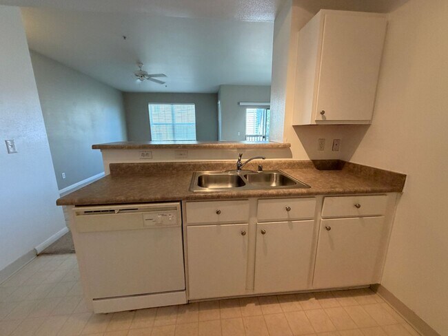 Photo - 12918 Ironstone Way Unit 203