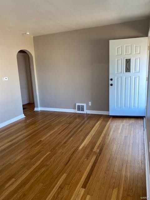 Photo - 2500 Center St