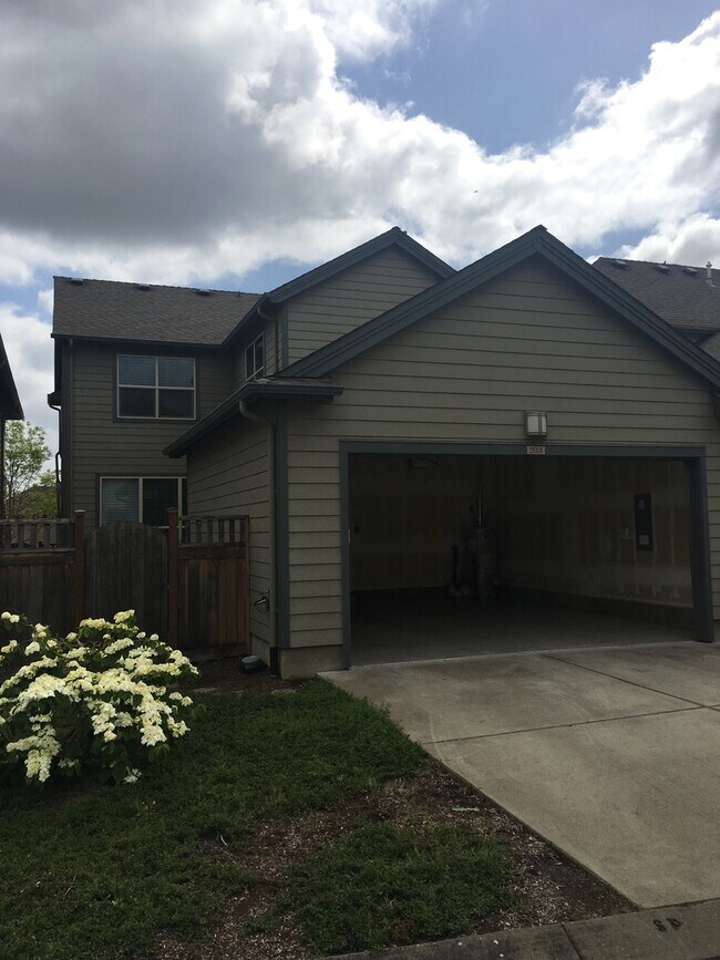 Photo - 3 bedroom 2.5 bath Legend Built home in Villabois