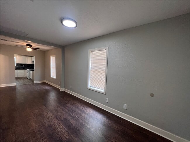 Photo - 2412 Stuart St House