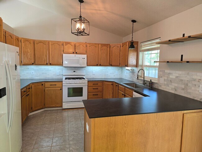 Photo - Beautiful home in desirable Riverside Harbor.