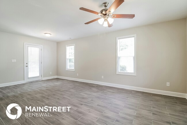 Photo - 1852 Mayridge Ln