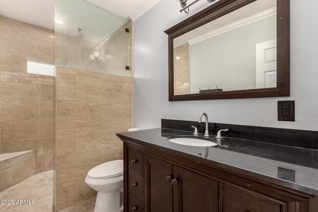 Photo - 538 W 13th St