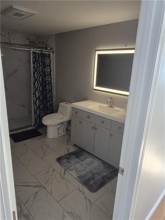 76 Pembroke Ave