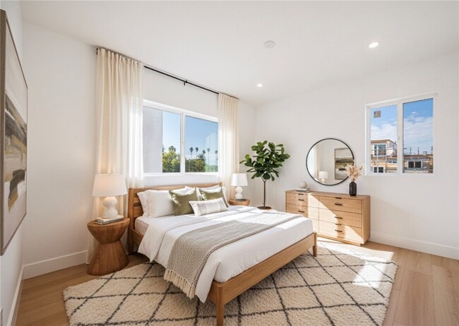 Photo - 5209 20th St