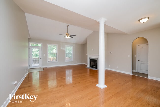 Photo - 1108 Dogwood Ln