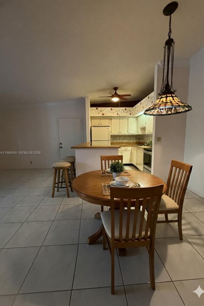 Photo - 15500 Lakes of Delray Blvd Unidad 207