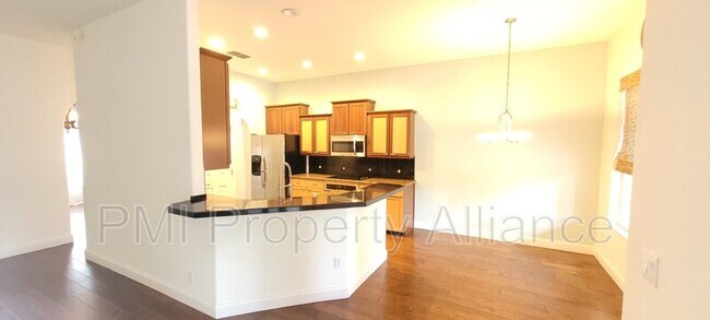 Photo - 169 Winding Oaks Ln