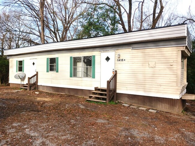 Nice Remodeled Two Bedroom Mobile Home for... - Nice Remodeled Two Bedroom Mobile Home for...