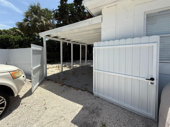 Building Photo - 600 NW 116th Terrace Unit 1