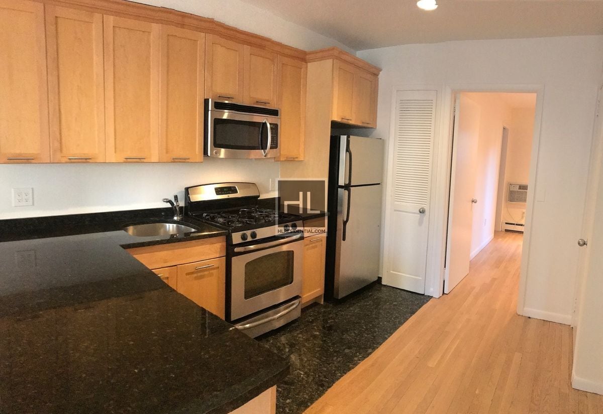 Photo - WEST BROADWAY Unit 3FL