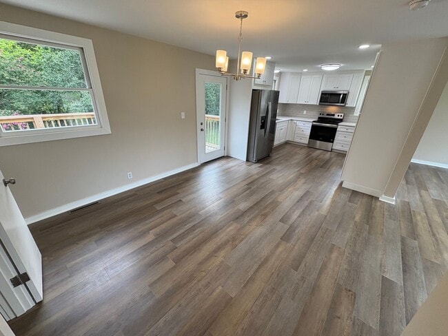 Photo - 1614 Shady Cir