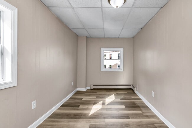 Photo - 153 Union St Unit 1