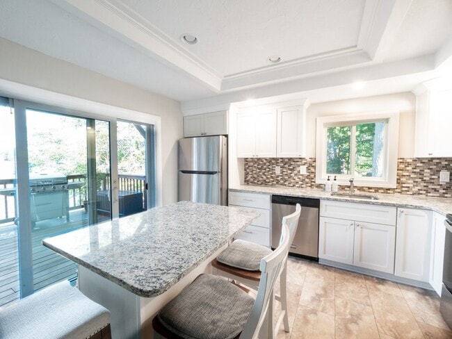 Photo - 17 Lakeview Dr