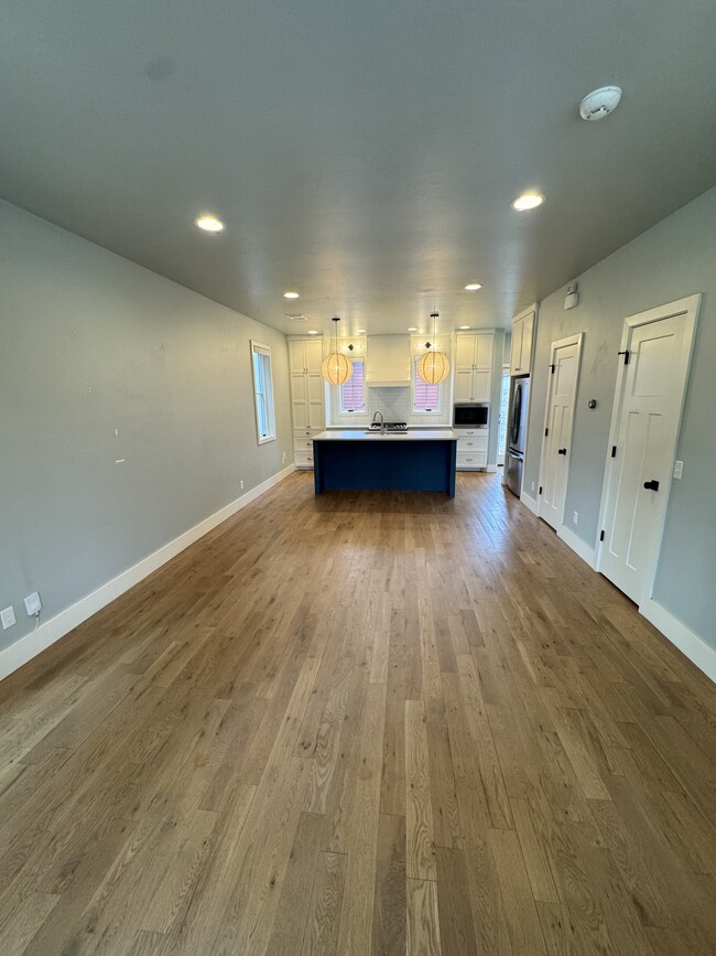 Photo - 1817 Runway Blvd