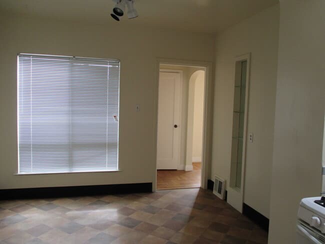 Photo - 3434 Taraval St