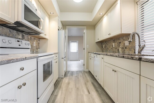 Building Photo - 18511 Briggs Cir Rental
