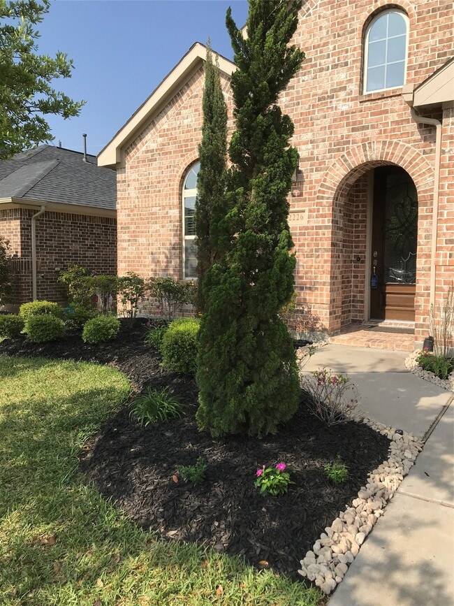 Photo - 2226 Falcon Brook Dr