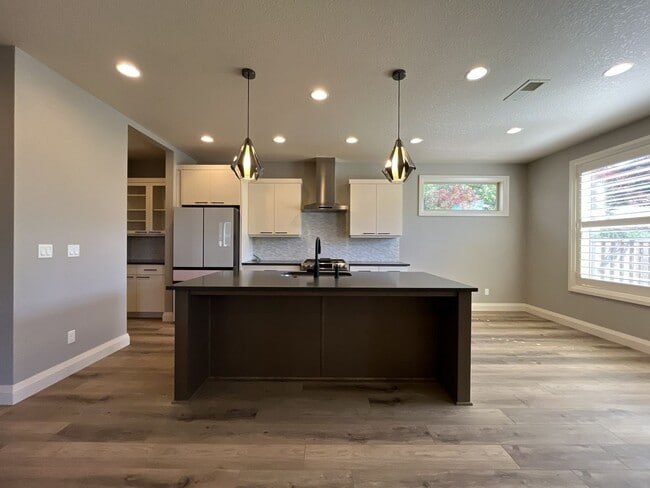 Photo - Elegant South Cooper Mountain Home with 4 Bedrooms, Bonus Room, Main-Level Suite & Designer Finishes