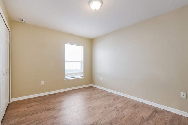 Photo - 2913 Ariel Ave