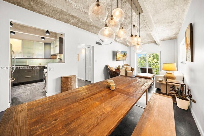 Photo - 301 Michigan Ave Unit 403