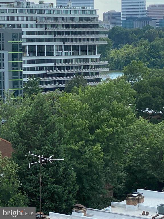 Photo - 940 25th St NW Unit 806-S
