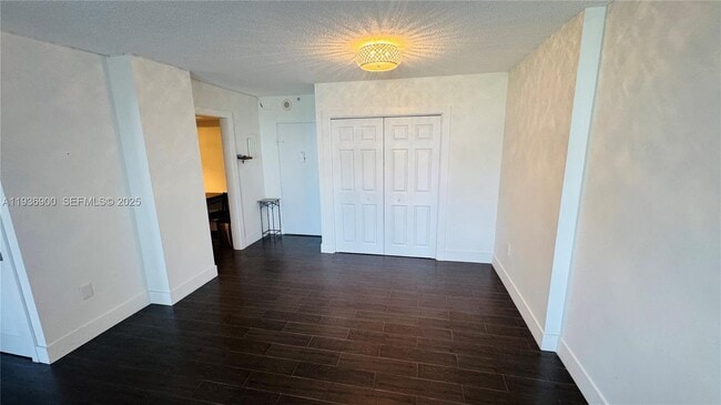 Photo - 400 Kings Point Dr Unit 417