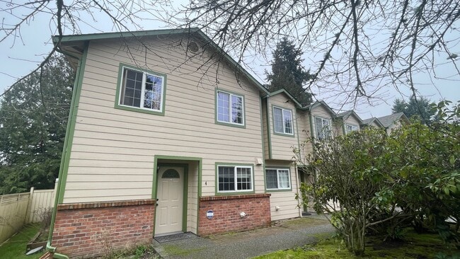 Photo - 3 bed 1.5 bath townhome in the prime location of Bothell!!