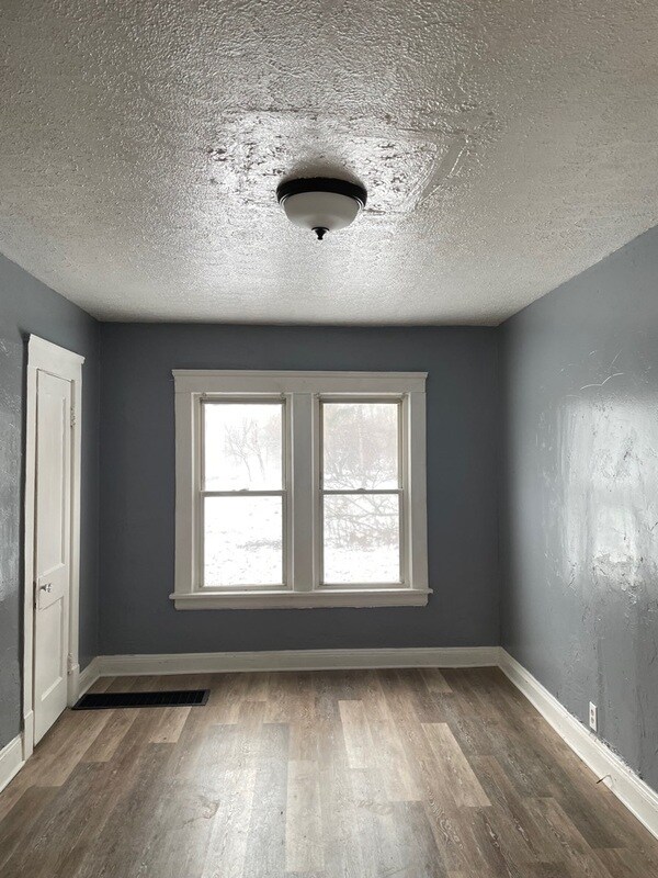 Photo - 1286 E 133rd St