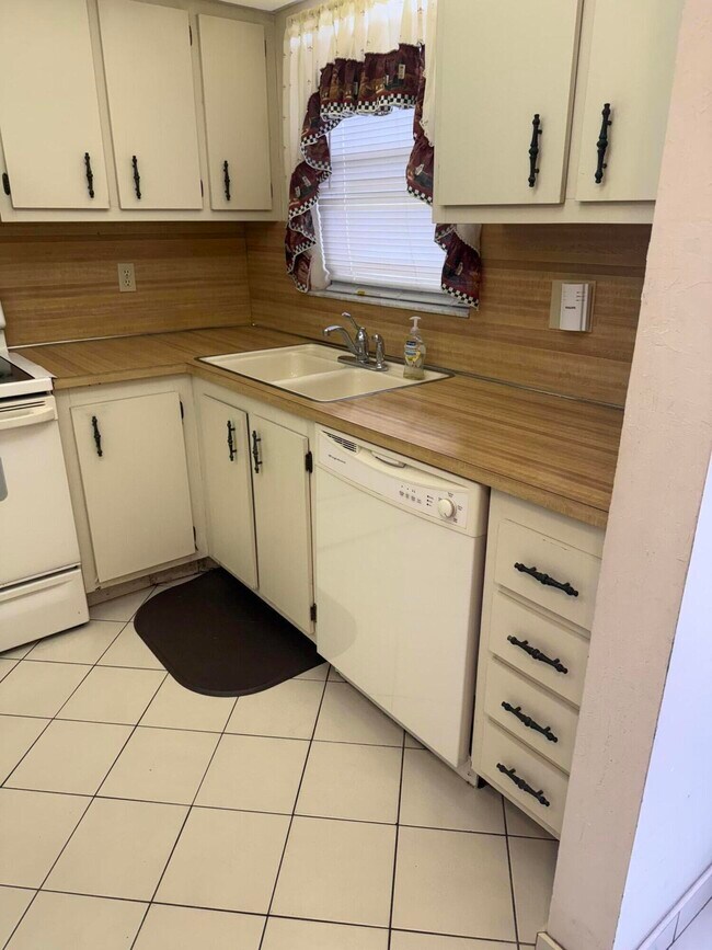 Photo - 6670 Royal Palm Blvd Unit 205k