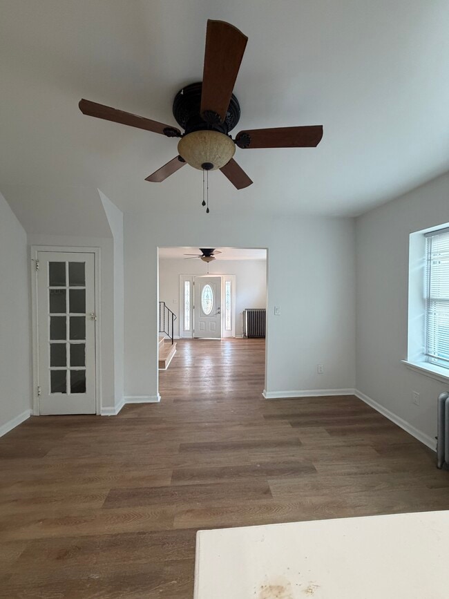 Photo - 313 E Eleanor St