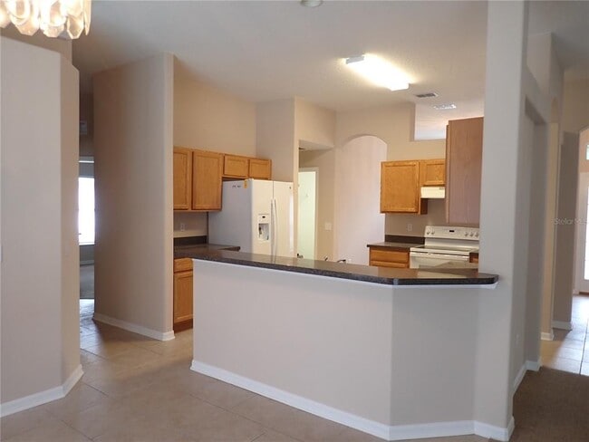 Photo - 132 Berkshire Ln