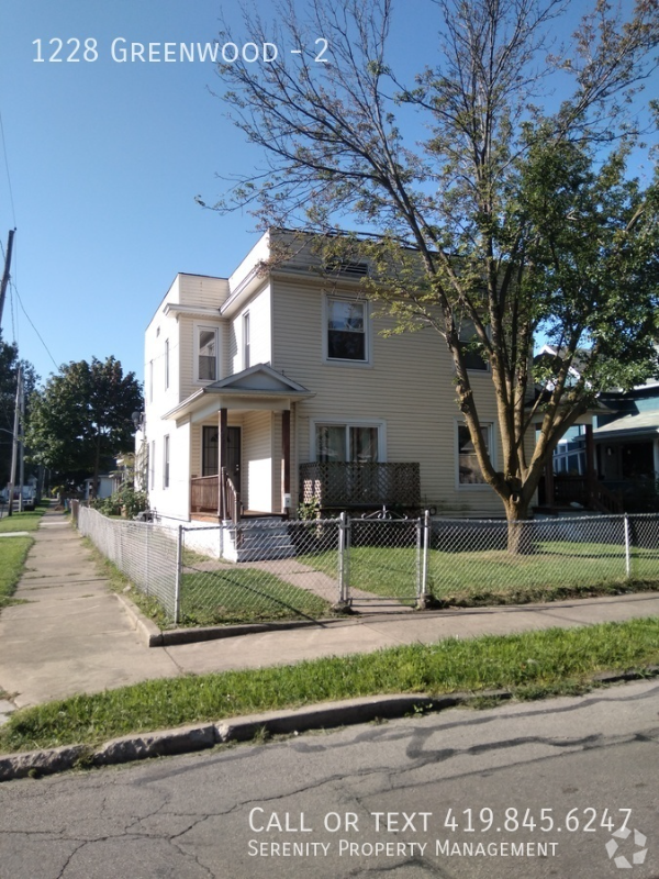 Building Photo - 1228 Greenwood Ave Unit 2 Rental