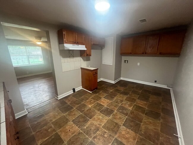 Photo - 112 Adams St