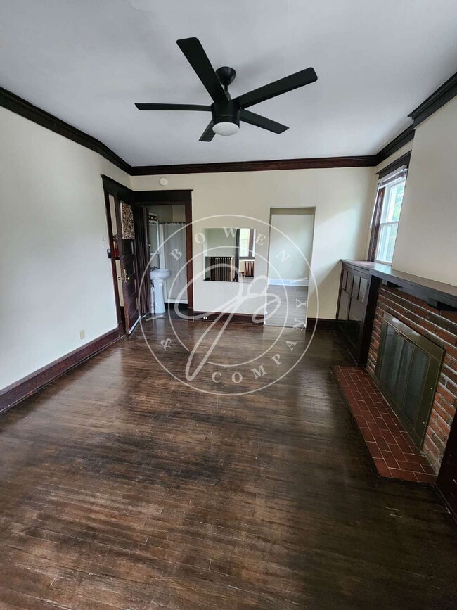 Photo - "Cozy Studio Living includes utilities! Unit 4F