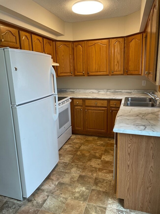 Photo - 2 Bedroom, 1 Bath Townhouse in LeClaire, IA