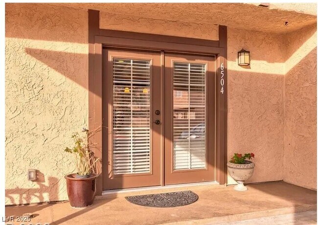 Photo - 6504 Ironbark Ln