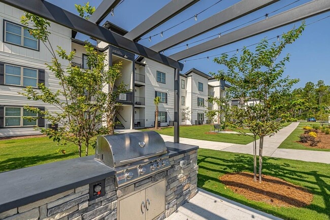Atlantic Breeze Apartments