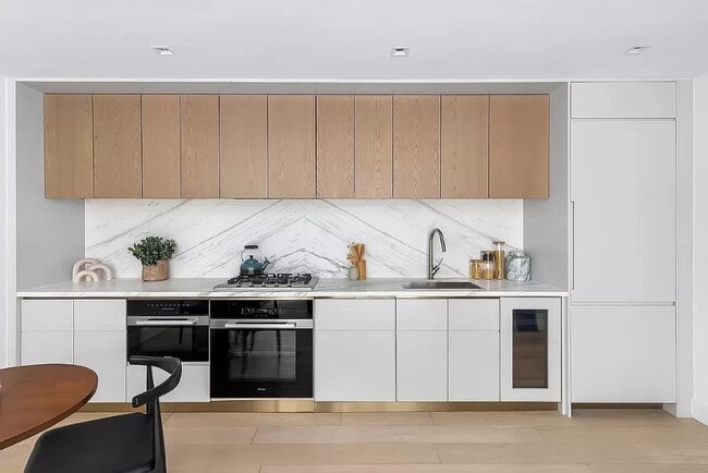 Photo - 208 Delancey St Unidad 2-B