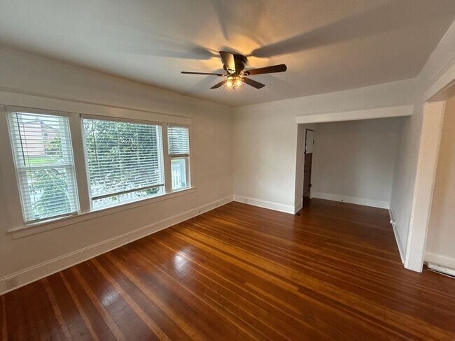 Photo - 244 14th St SE