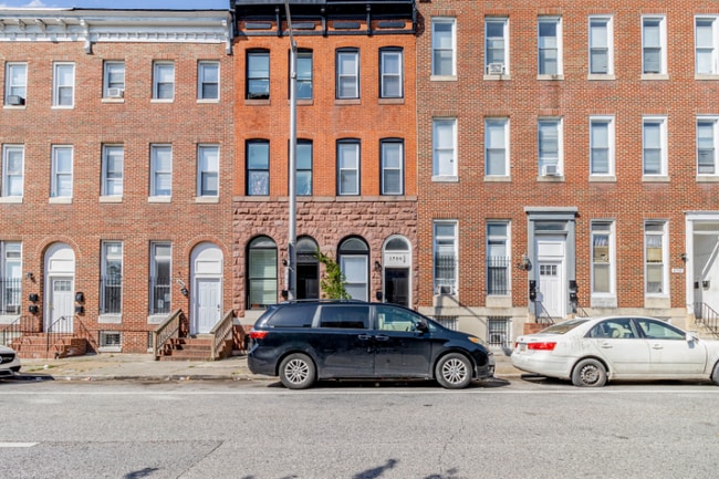Photo - 1706 McCulloh St Townhome