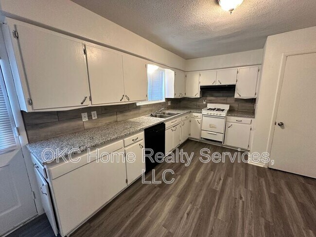 Photo - 23 NE 63rd St