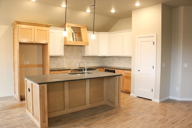 Photo - Brand New Home in Shawnee!